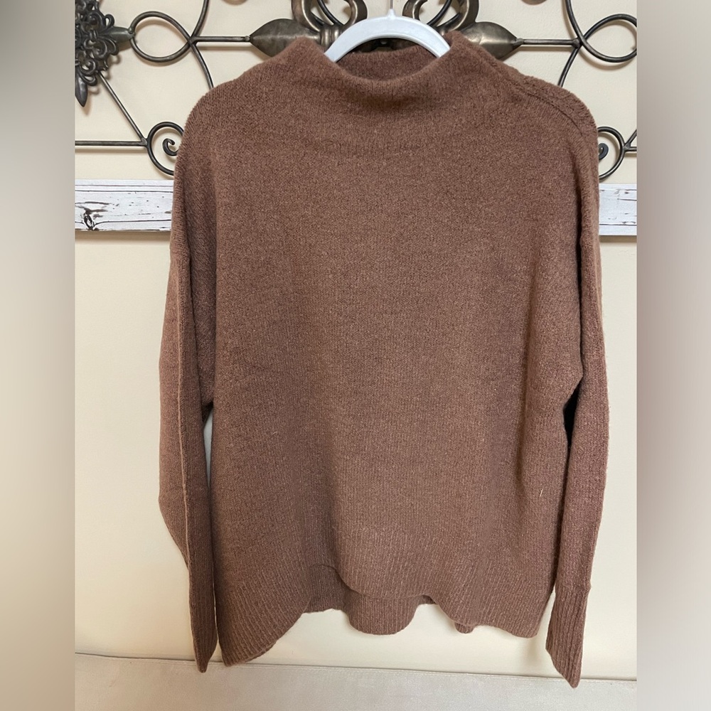 Cable Stitch Mock Neck Sweater in Caramel, Size XS